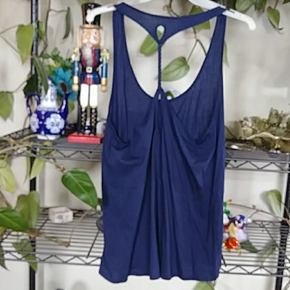 Tank top - Picture 3 of 5